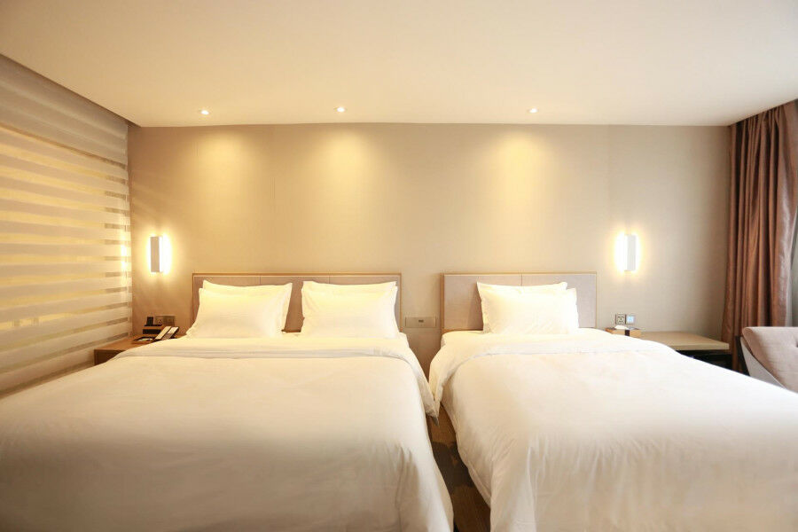 Lavande Hotel Baogang Avenue Guangbai Xinyi Branch Guangzhou Exterior photo