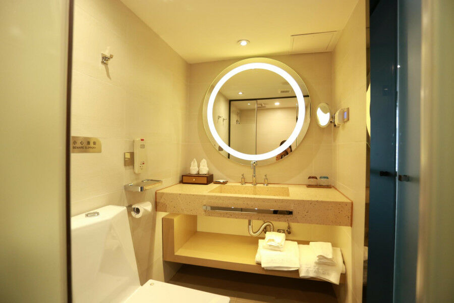 Lavande Hotel Baogang Avenue Guangbai Xinyi Branch Guangzhou Exterior photo